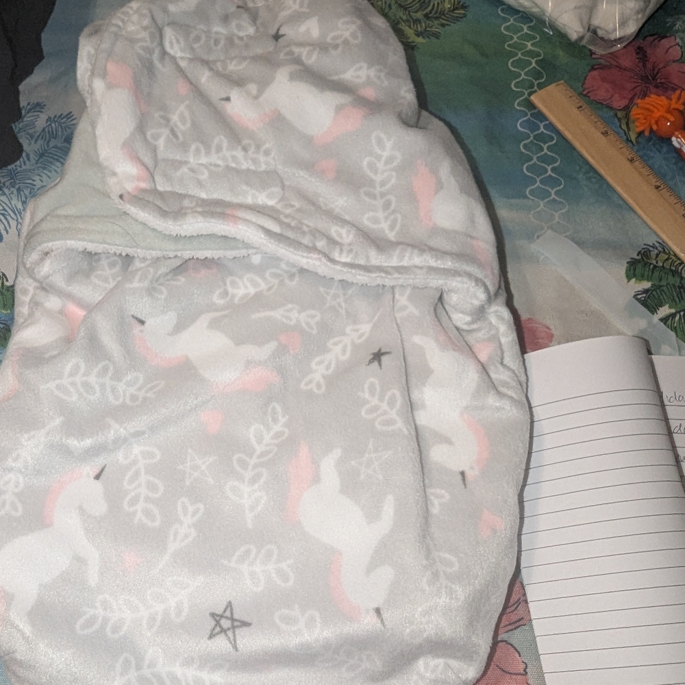 ~Hudson Baby Unicorn Swaddle Wrap 0-3 Months New Without Tags - Picture 3 of 6